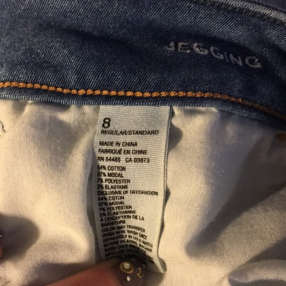 American Eagle Ripped Jeggings - Picture 6 of 6